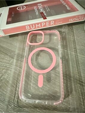 MVMT Clear Case with Pink MagSafe Ring Bumper for iPhone 15/ 14/13